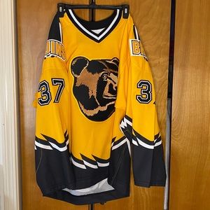 Boston Bruins Bergeron alternative jersey